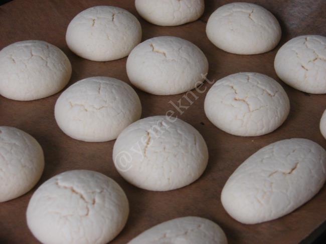 Çikolatalı Mısır Gevrekli Kurabiye - Yapılışı (9/16) 