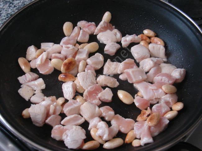 Tavuklu Saray Pilavı - Yapılışı (3/12) 