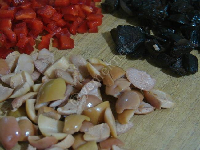 Zeytinli Omlet - Yapılışı (2/8) 