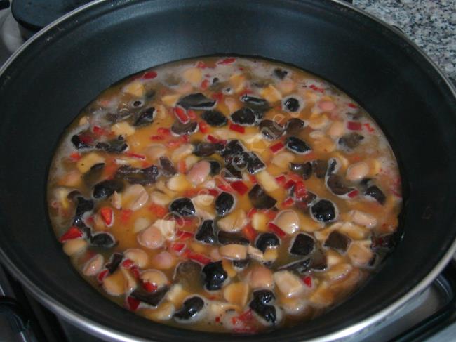 Zeytinli Omlet - Yapılışı (4/8) 