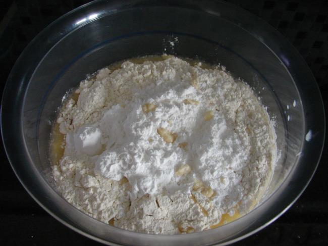 Kıymalı Nişastalı Poğaça - Yapılışı (4/16) 