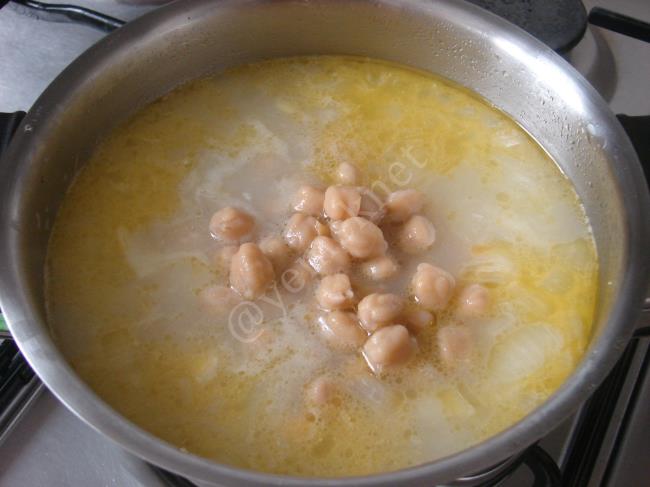 Nohut Çorbası - Yapılışı (4/8) 