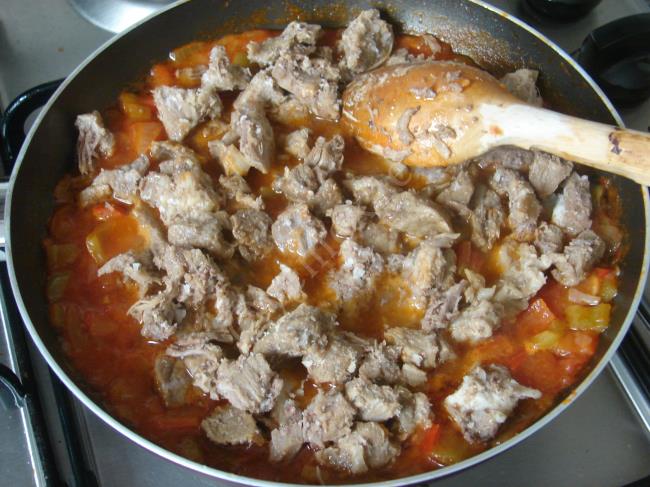 Etli Karnıyarık - Yapılışı (8/16) 