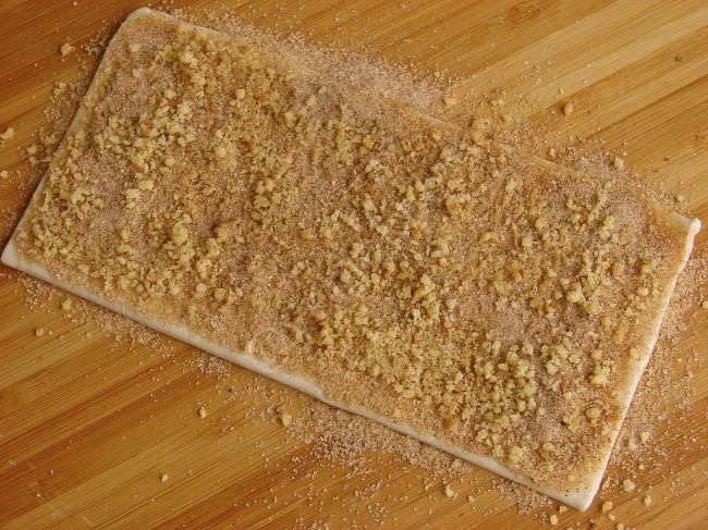 Tarçınlı Milföy Çıtırları - Yapılışı (2/8) 