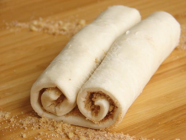 Tarçınlı Milföy Çıtırları - Yapılışı (4/8) 