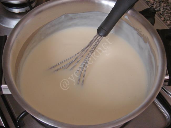 Beyaz Çikolatalı Mozaik Pasta - Yapılışı (2/12) 