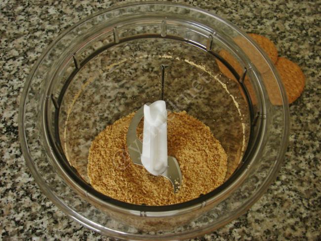 Bisküvili Şantili Çilek - Yapılışı (4/12) 