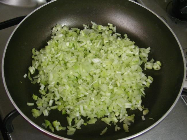 Peynirli Pırasalı Krep - Yapılışı (1/8) 