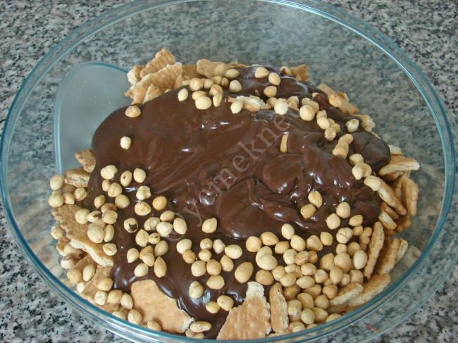 pudingli mozaik pasta tarifi