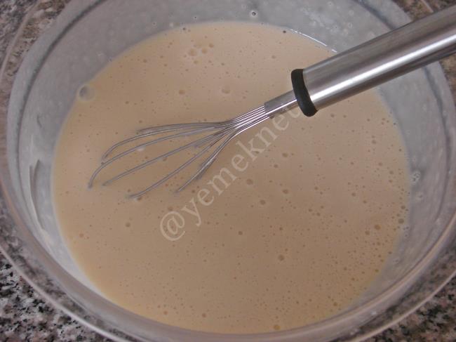 Ballı Muzlu Pankek - Yapılışı (4/12) 