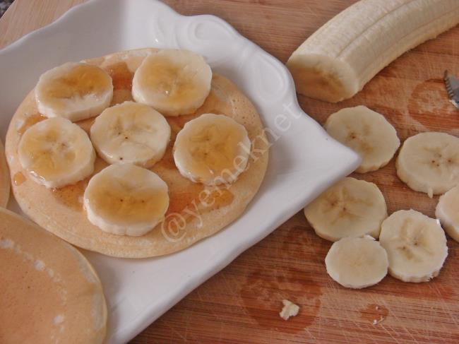 Ballı Muzlu Pankek - Yapılışı (7/12) 