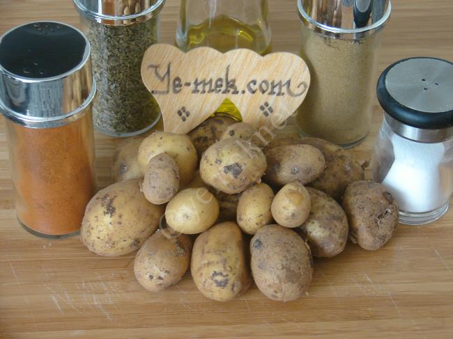Fırında Baharatlı Taze Patates - Yapılışı (1/8) 