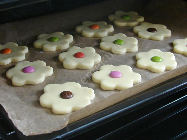 Bonibonlu Papatya Kurabiye - Yapılışı (9/12) 