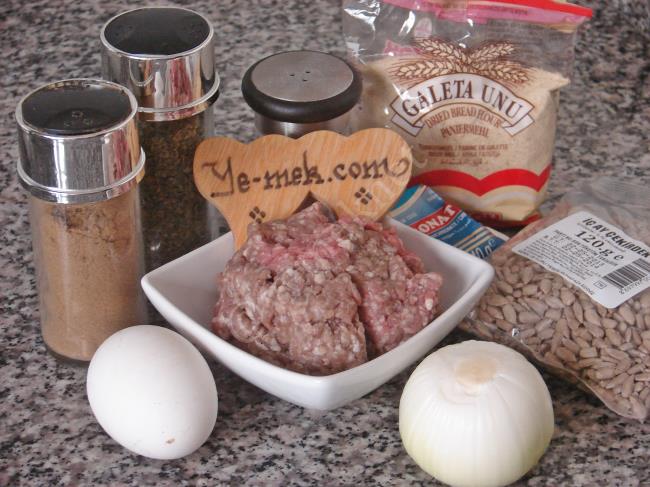 Çekirdekli Köfte - Yapılışı (1/12) 