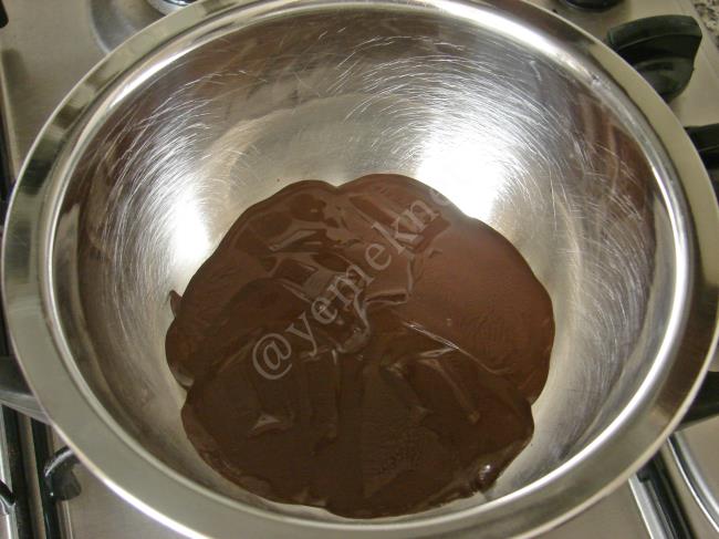 Çikolata Kaplı Ceviz - Yapılışı (2/8) 