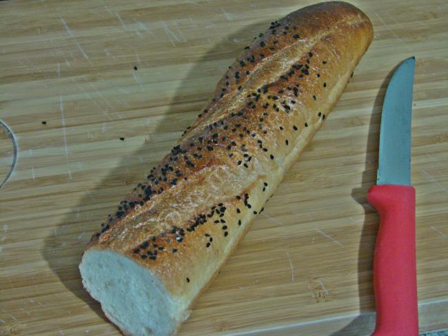 Kavurmalı Ekmek Pizzası - Yapılışı (2/8) 