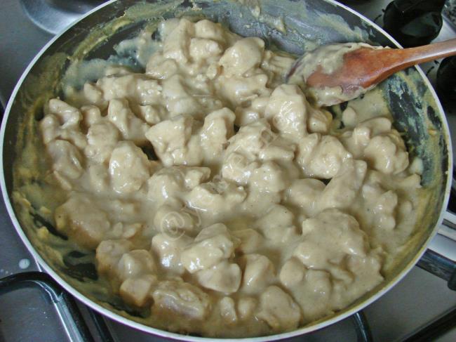 Köri Soslu Tavuk Sote - Yapılışı (6/8) 