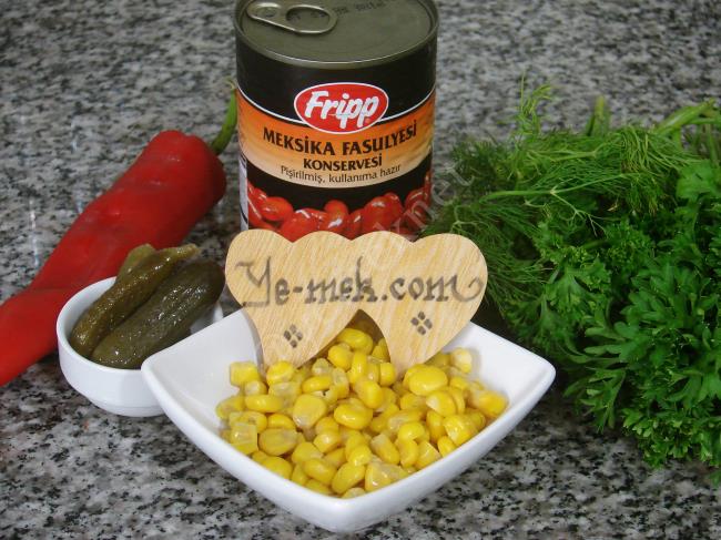 Meksika Fasulyesi Salatası - Yapılışı (1/8) 