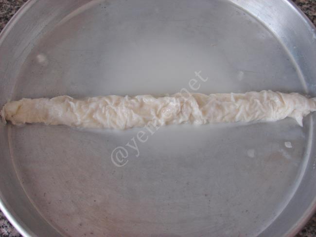 Cevizli Fıstıklı Güllaç Sarması - Yapılışı (13/20) 