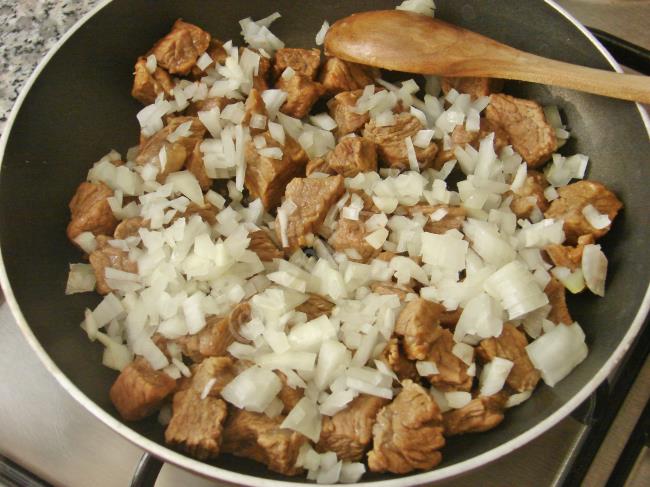 Hünkar Beğendi Kebabı - Yapılışı (3/16) 