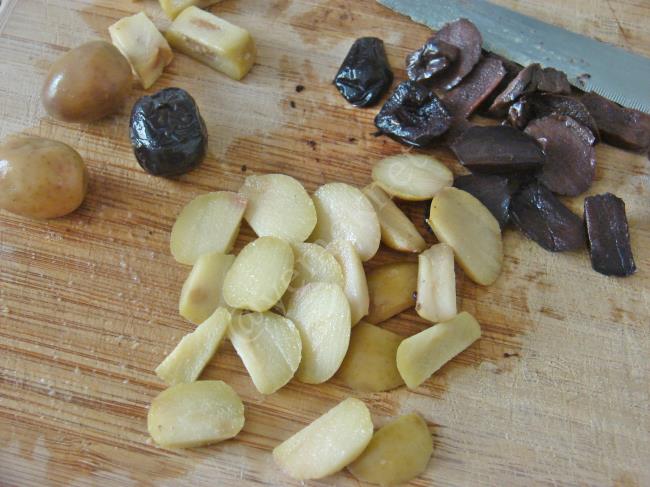 Kahvaltılık Kuru Domatesli Çeşnili Zeytinyağı (Edincik Usulü) - Yapılışı (2/8) 