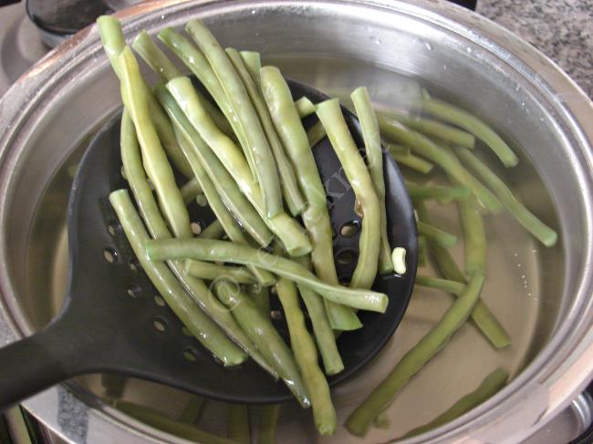 Taze Börülce Salatası - Yapılışı (6/12) 