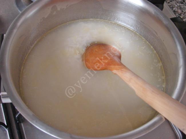 Çin Salatası (Pirinç Salatası) - Yapılışı (3/8) 