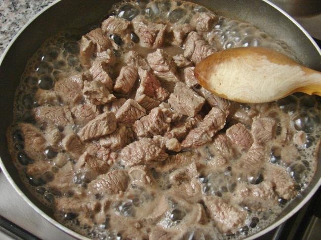 Etli Patates Dolması - Yapılışı (3/12) 