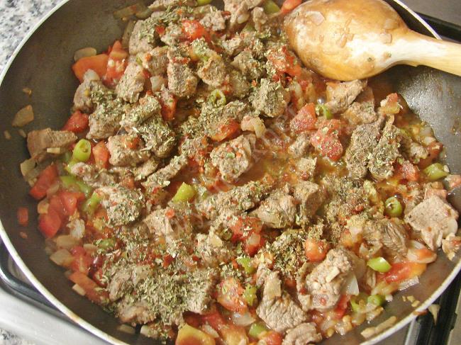 Etli Patates Dolması - Yapılışı (7/12) 