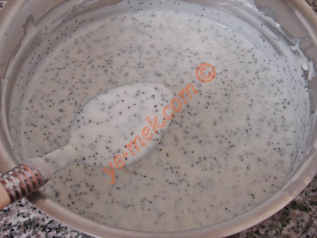 Haşhaşlı Muhallebi - Yapılışı (5/8) 