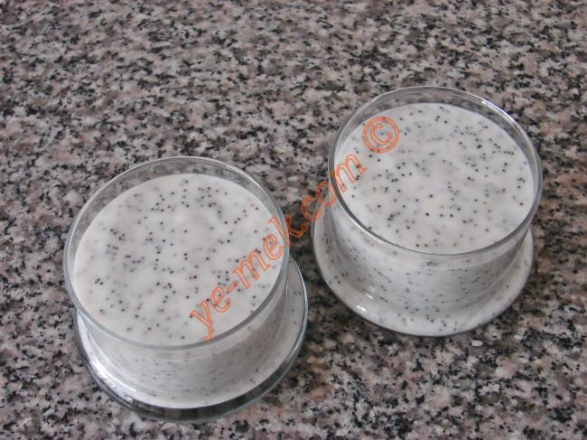 Haşhaşlı Muhallebi - Yapılışı (6/8) 