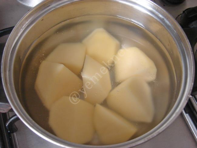 Patates Çanağında Havuç Salatası - Yapılışı (2/12) 