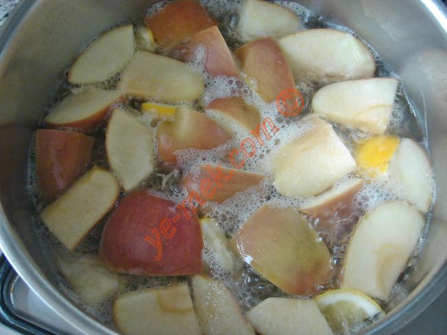 Zencefilli Elma Suyu - Yapılışı (7/12) 