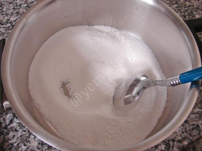 Pirinç Unlu Muhallebi - Yapılışı (2/8) 