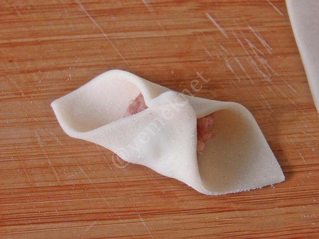 Fırında Milföy Mantı - Yapılışı (8/16) 