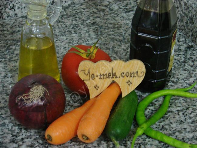 Havuçlu Çoban Salatası - Yapılışı (1/8) 