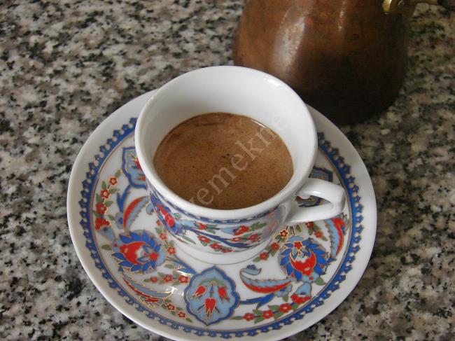 Köpüklü Türk Kahvesi - Yapılışı (7/12) 