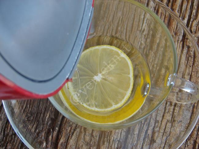 Zencefilli Limon Çayı - Yapılışı (4/8) 