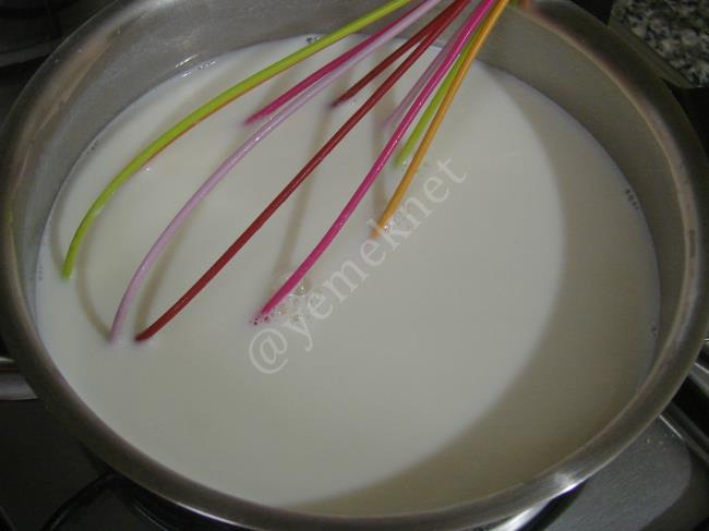 Bisküvili Etimek Tatlısı - Yapılışı (5/12) 