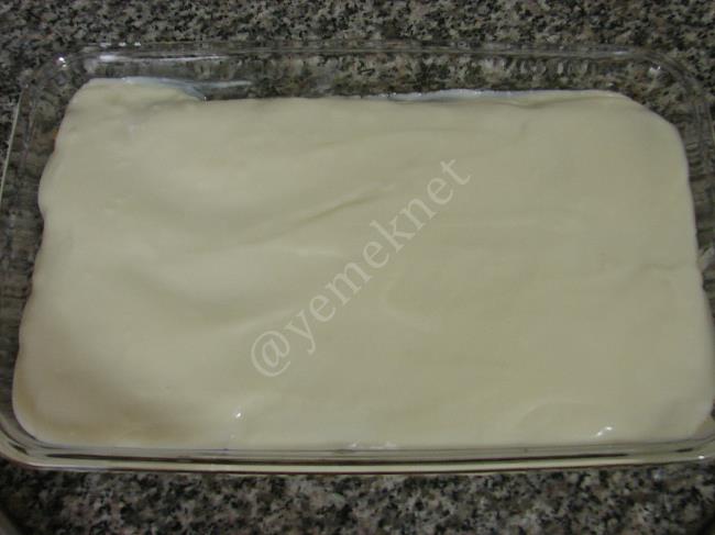 Bisküvili Etimek Tatlısı - Yapılışı (7/12) 