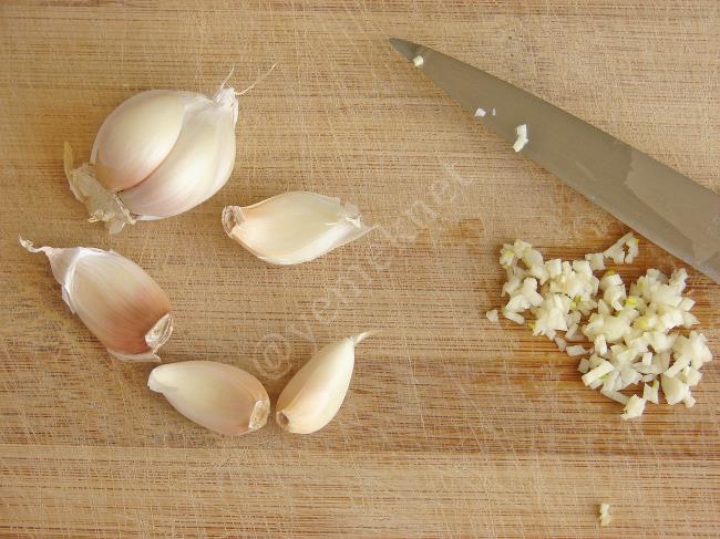 Fırında Sarımsaklı Ekmek - Yapılışı (2/12) 