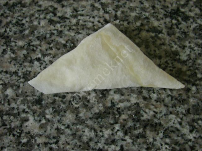 Fırında Patatesli Muska Böreği - Yapılışı (15/20) 