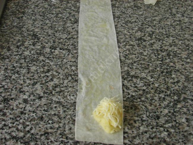 Fırında Patatesli Muska Böreği - Yapılışı (8/20) 