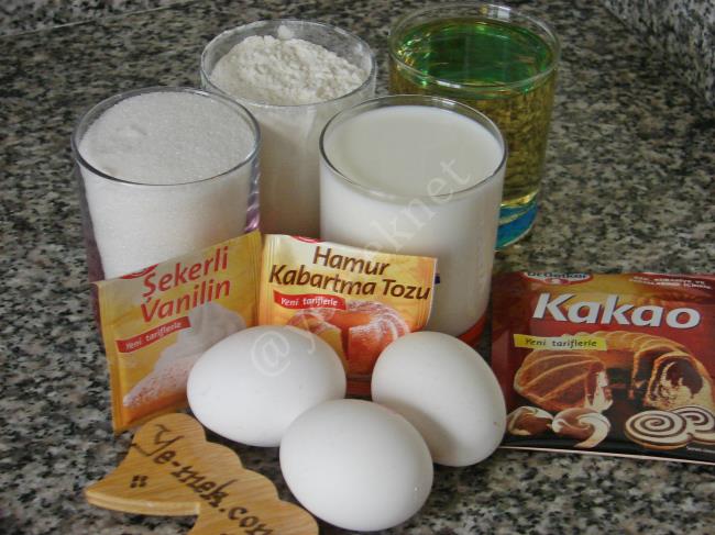 Kolay Islak Kek - Yapılışı (1/16) 