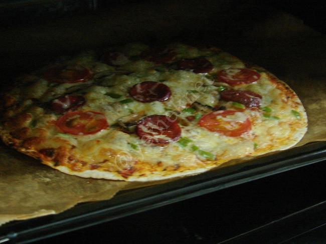 Karışık Tortilla Pizza - Yapılışı (8/12) 