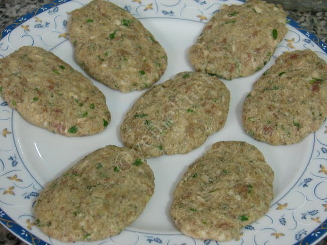 Kuru Köfte - Yapılışı (7/12) 