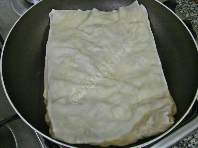 Karışık Peynirli Gözleme - Yapılışı (8/12) 