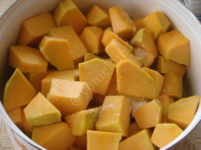 Tahinli Kabak Tatlısı - Yapılışı (4/12) 