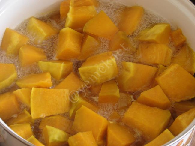 Tahinli Kabak Tatlısı - Yapılışı (6/12) 