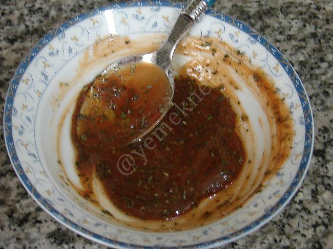 Ekmek Hamurundan Pizza - Yapılışı (3/16) 